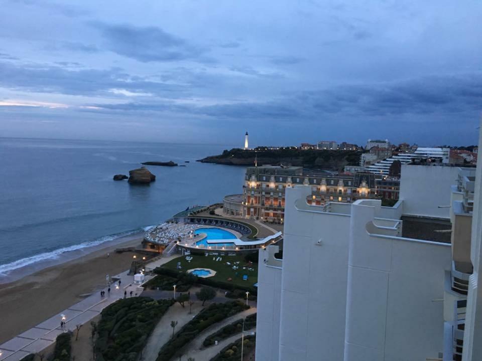 Appartamento Biarritz Victoria Surf Esterno foto